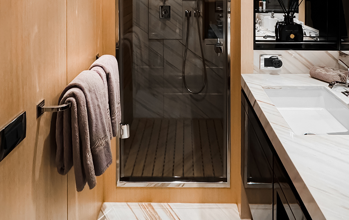 ЯХТА UAE-MOT-09 - ДУБАЙ