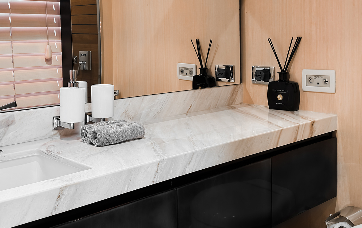 ЯХТА UAE-MOT-09 - ДУБАЙ