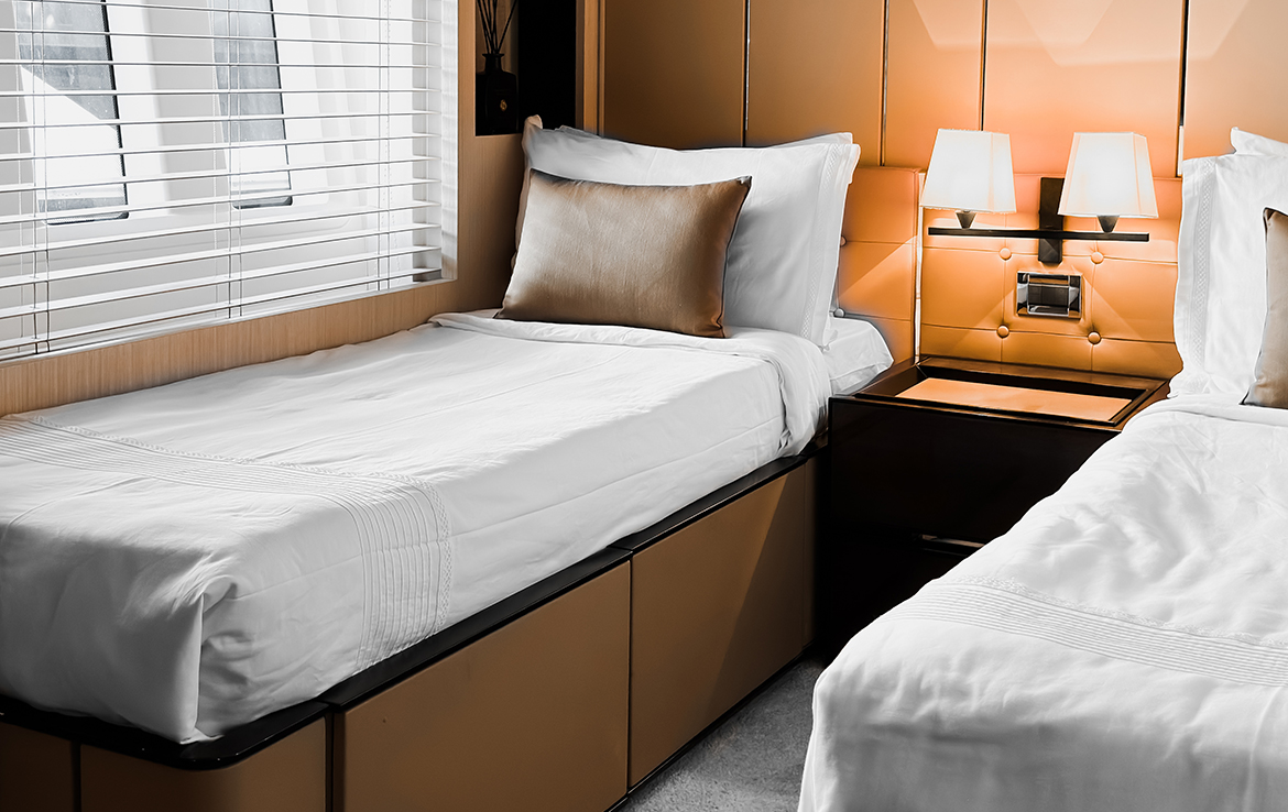 ЯХТА UAE-MOT-09 - ДУБАЙ