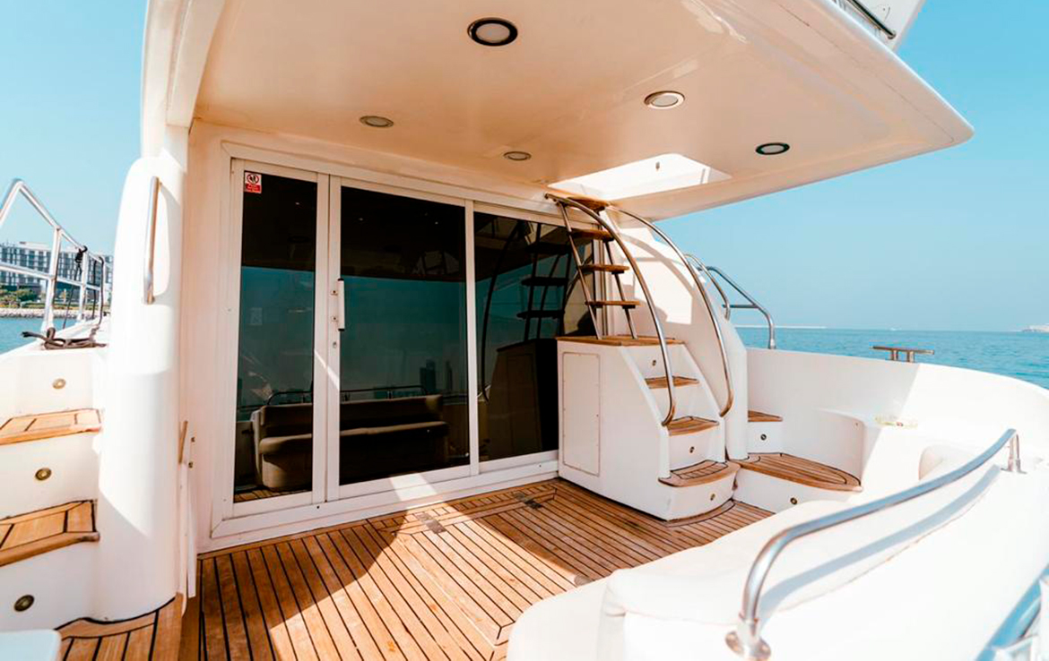 ЯХТА UAE-MOT-07 - ДУБАЙ