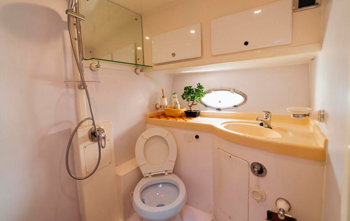 ЯХТА UAE-MOT-07 - ДУБАЙ