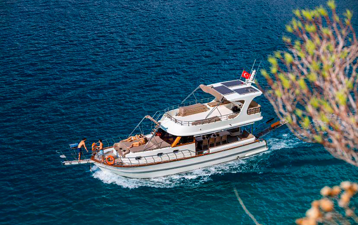 ЯХТА POYRAZ - КАШ