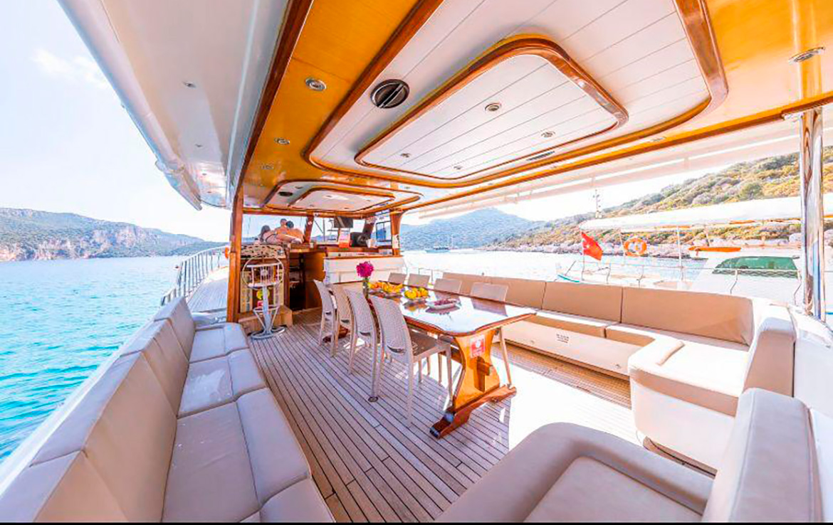 ЯХТА POYRAZ - КАШ