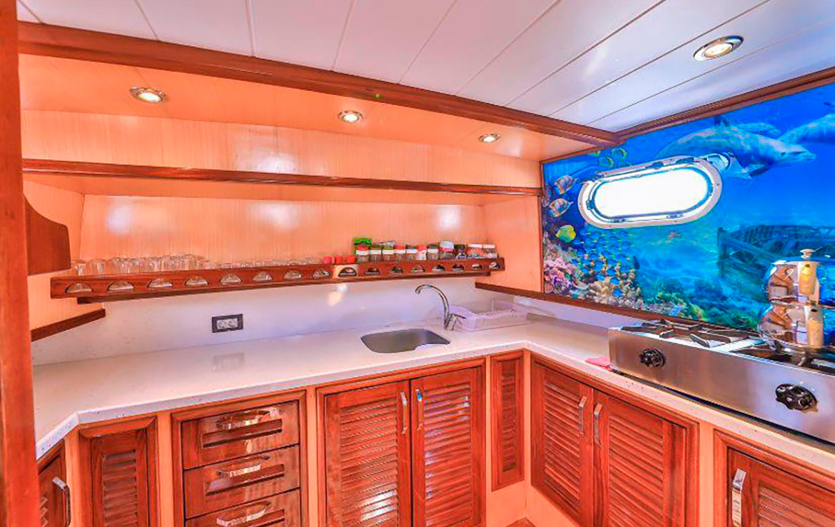 ЯХТА POYRAZ - КАШ