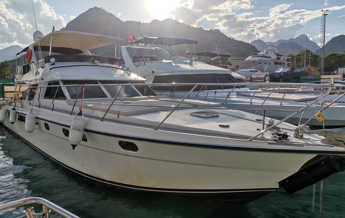 ЯХТА ALP DORA - АНТАЛИЯ