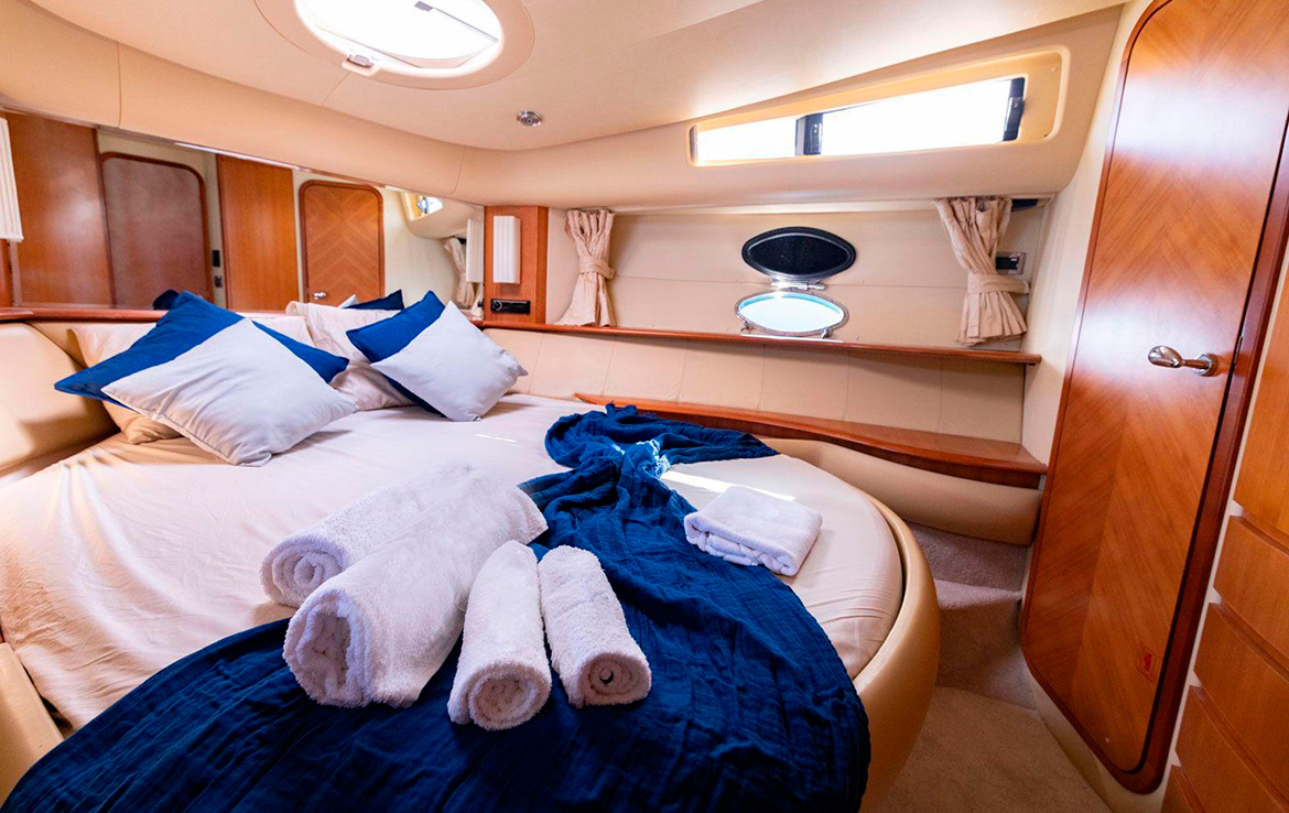 ЯХТА AZIMUT 46 - АНТАЛИЯ